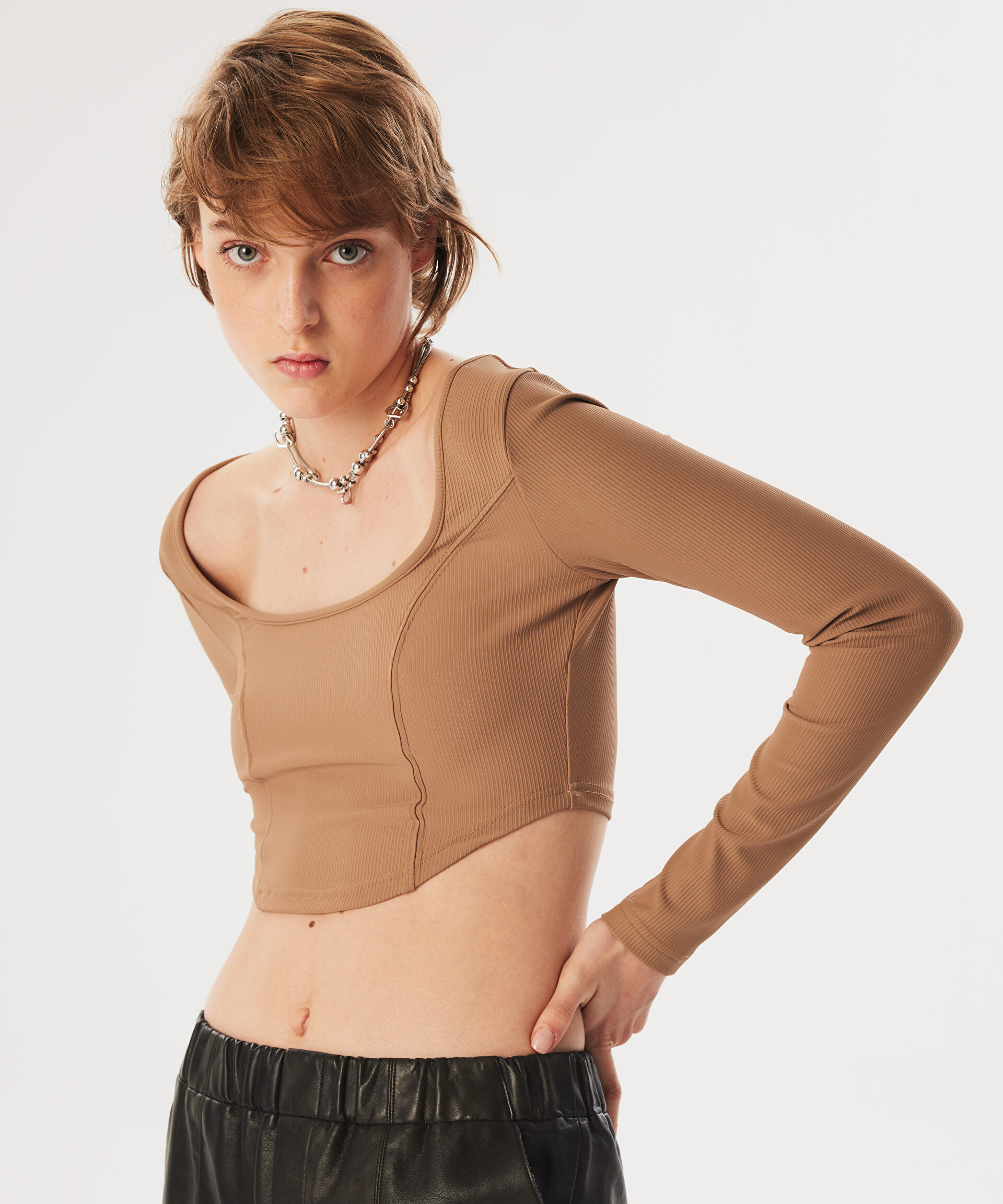 Naturel UZUN KOLLU CROP T-SHIRT TW6230070135003 | TWIST