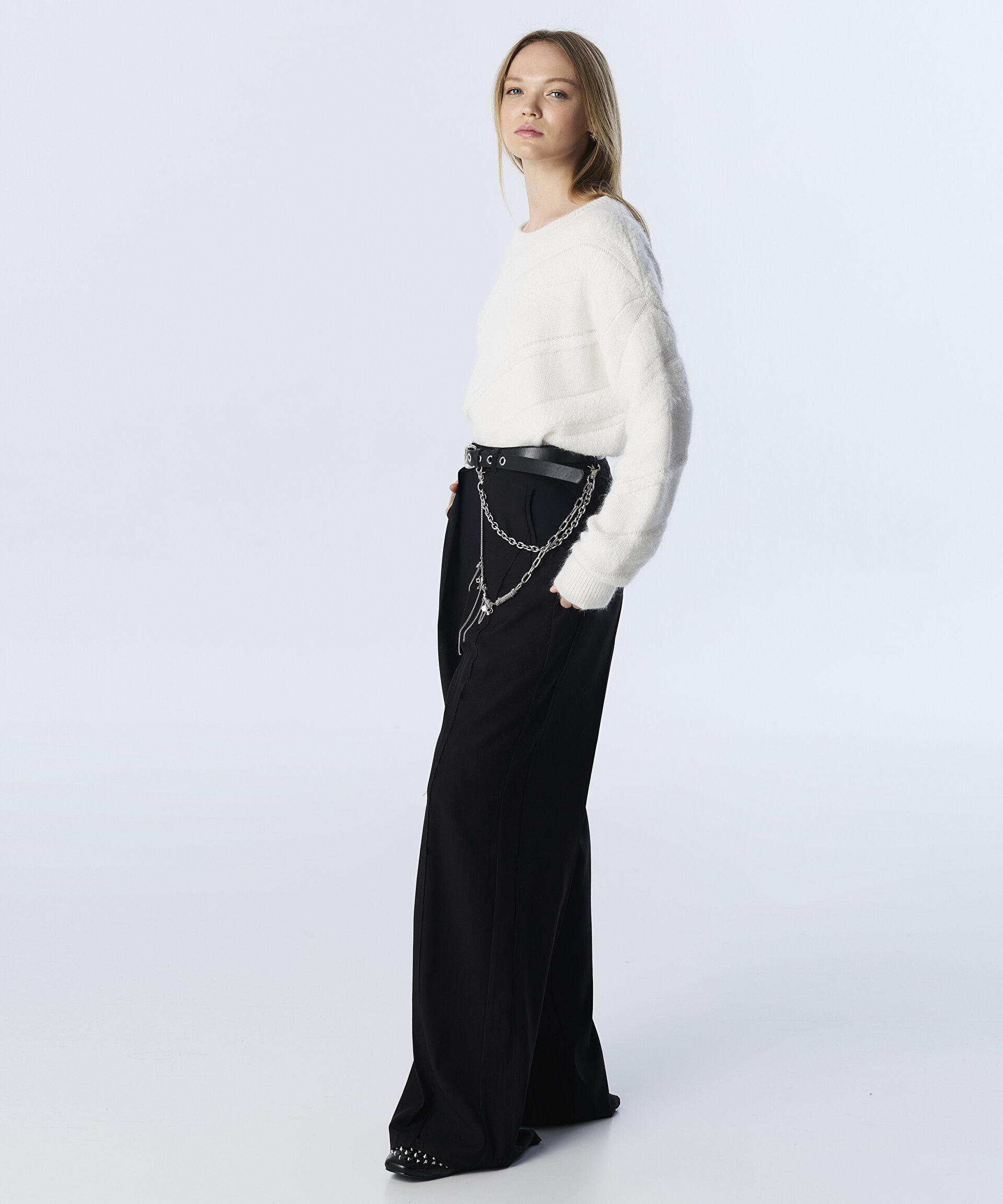 ZİNCİR AKSESUARLI WIDE LEG FİT PANTOLON