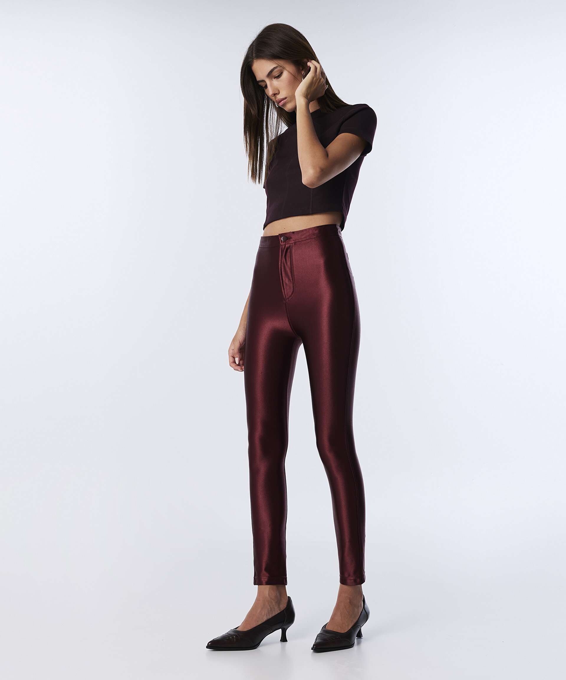 PARLAK DOKULU SKINNY FİT PANTOLON