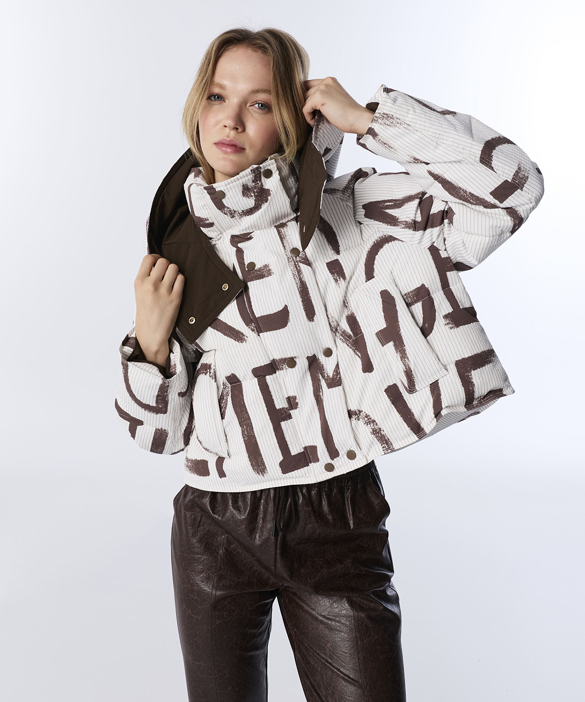 Ekru MONT TW6250012056018 | TWIST