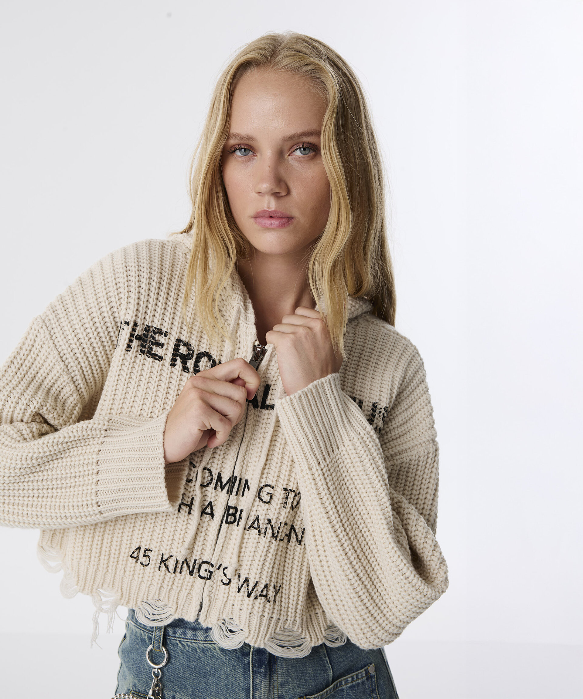 Ekru SLOGAN BASKILI CROP HIRKA TW6250050167018 | TWIST