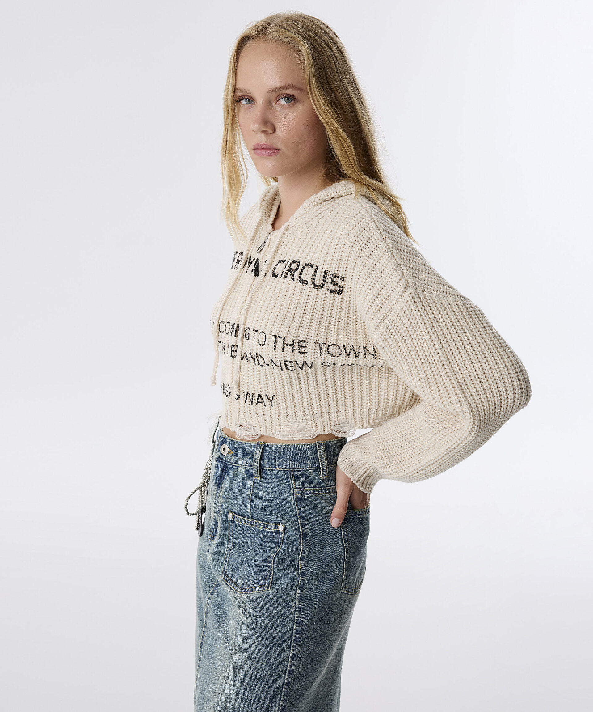 Ekru SLOGAN BASKILI CROP HIRKA TW6250050167018 | TWIST