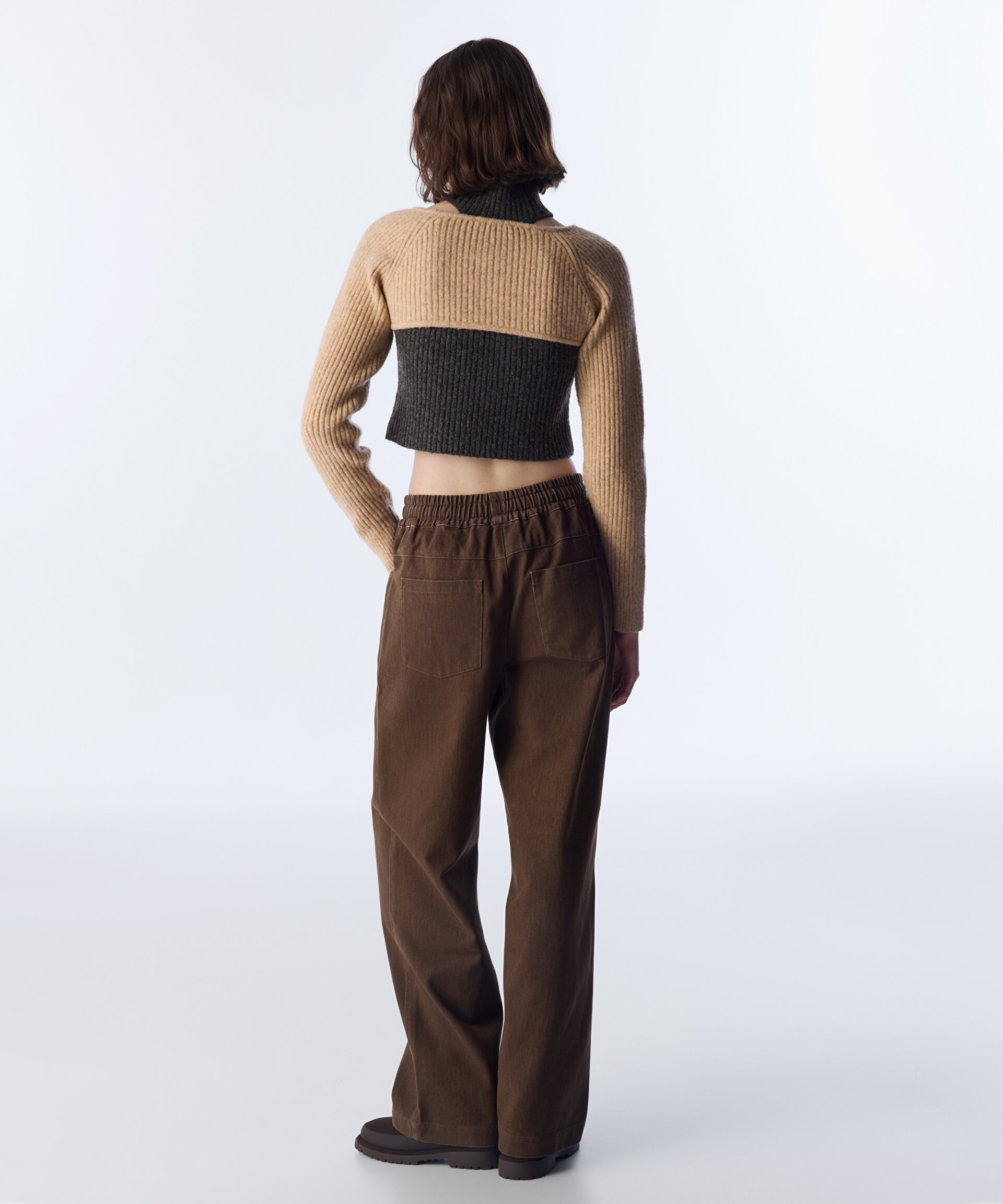 ÇİFT PARÇA GÖRÜNÜM CUTOUT TRİKO