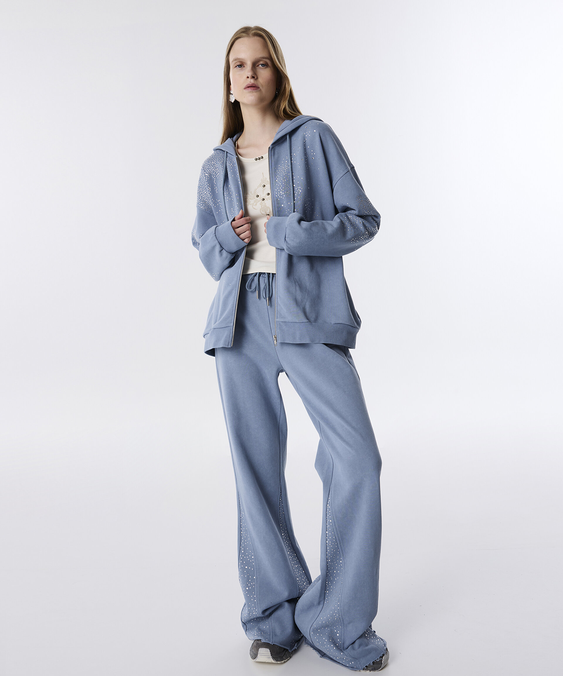 Mavi HOTFIX BASKILI YIKAMALI SWEATSHIRT TW6250091020089 | TWIST