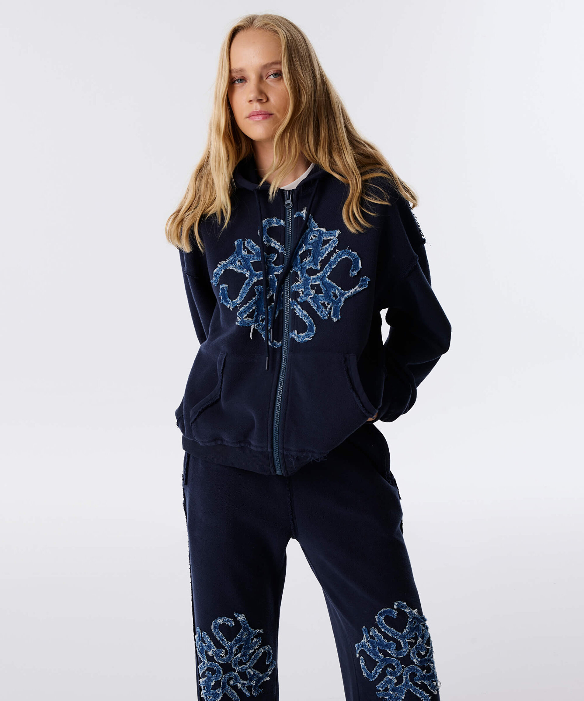 スウェデッセ ツイスター SWEDESE TWISTER Lacivert DENİM APLİKELİ SWEATSHIRT TW6250091028015 | TWIST