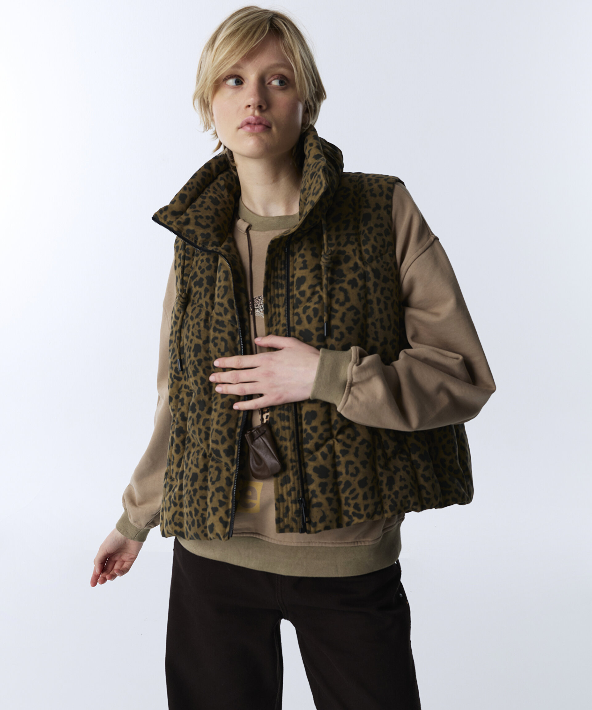 LEOPAR DESEN PUFFER YELEK