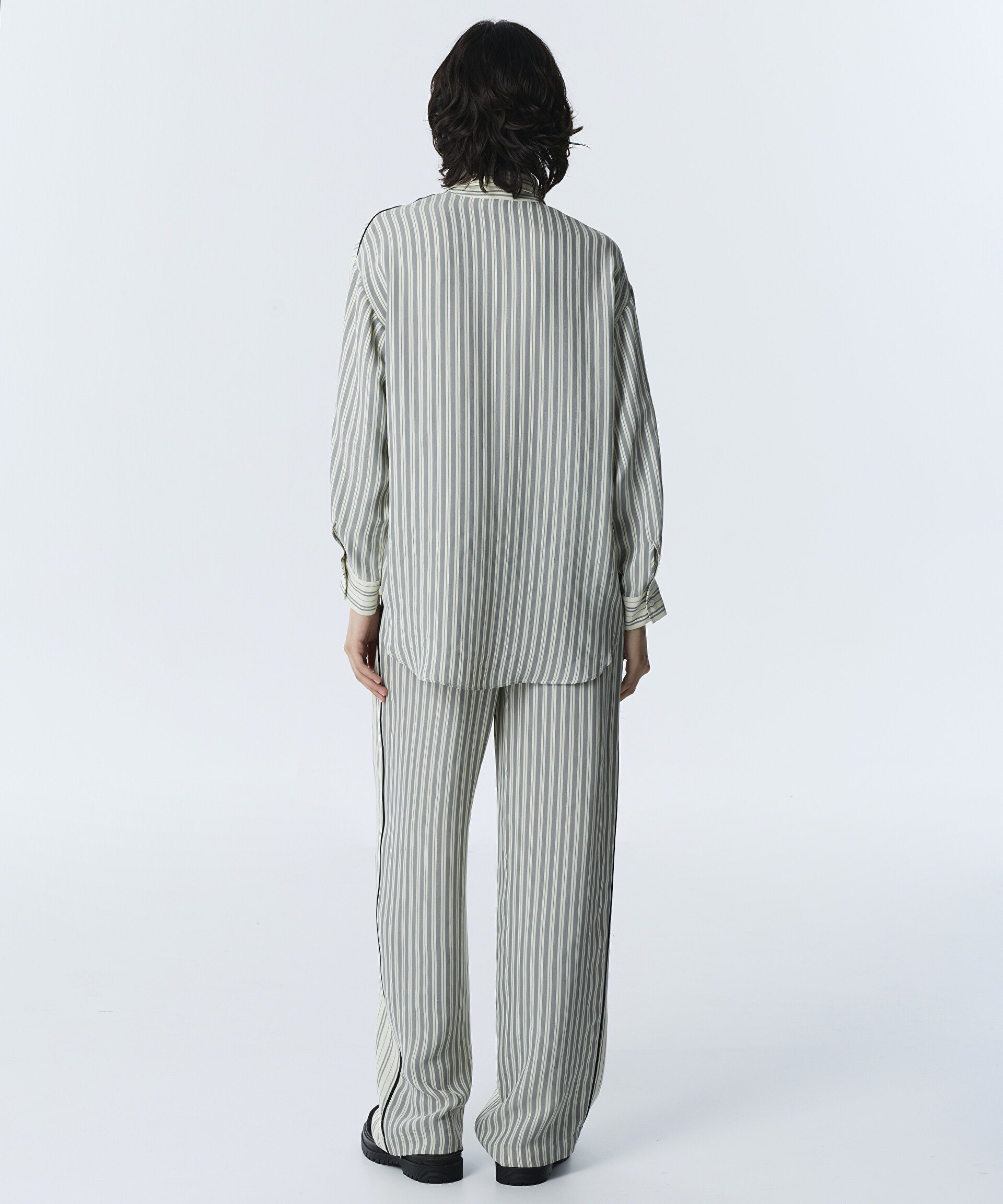 ÇİZGİLİ OVERSIZE GÖMLEK