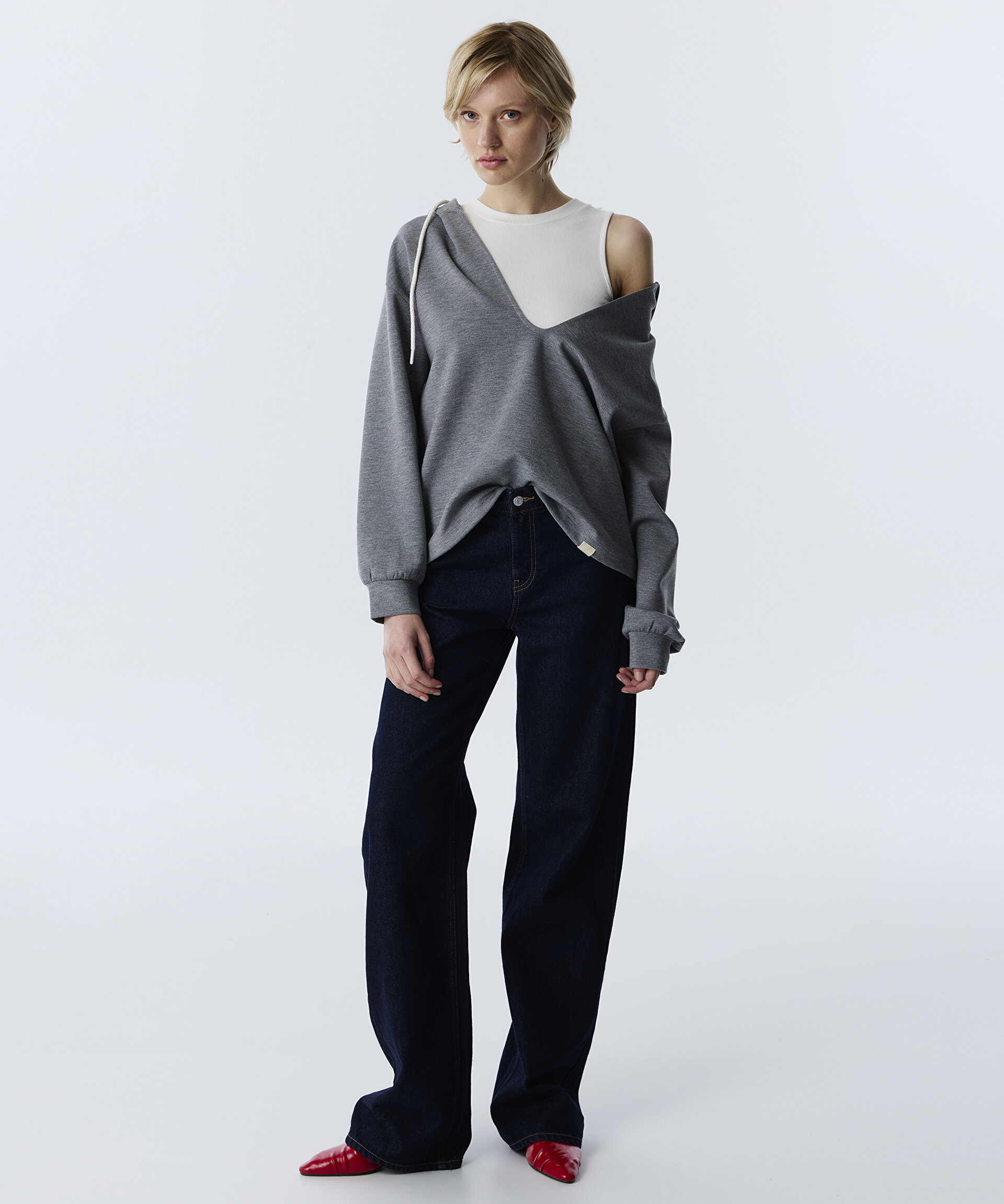 KAPÜŞONLU ÇİFT PARÇA SWEATSHIRT
