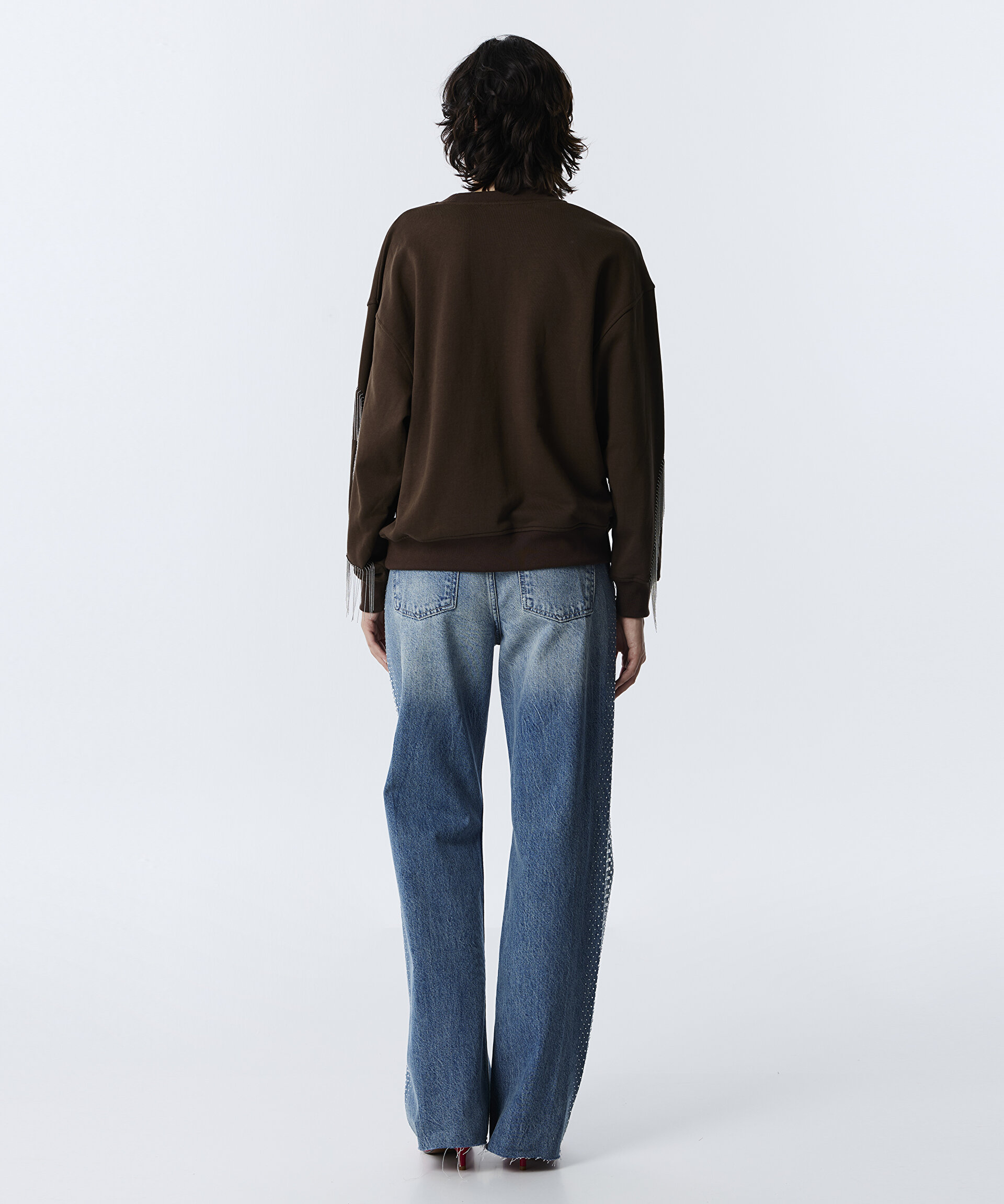 ZİNCİR PÜSKÜLLÜ SWEATSHIRT
