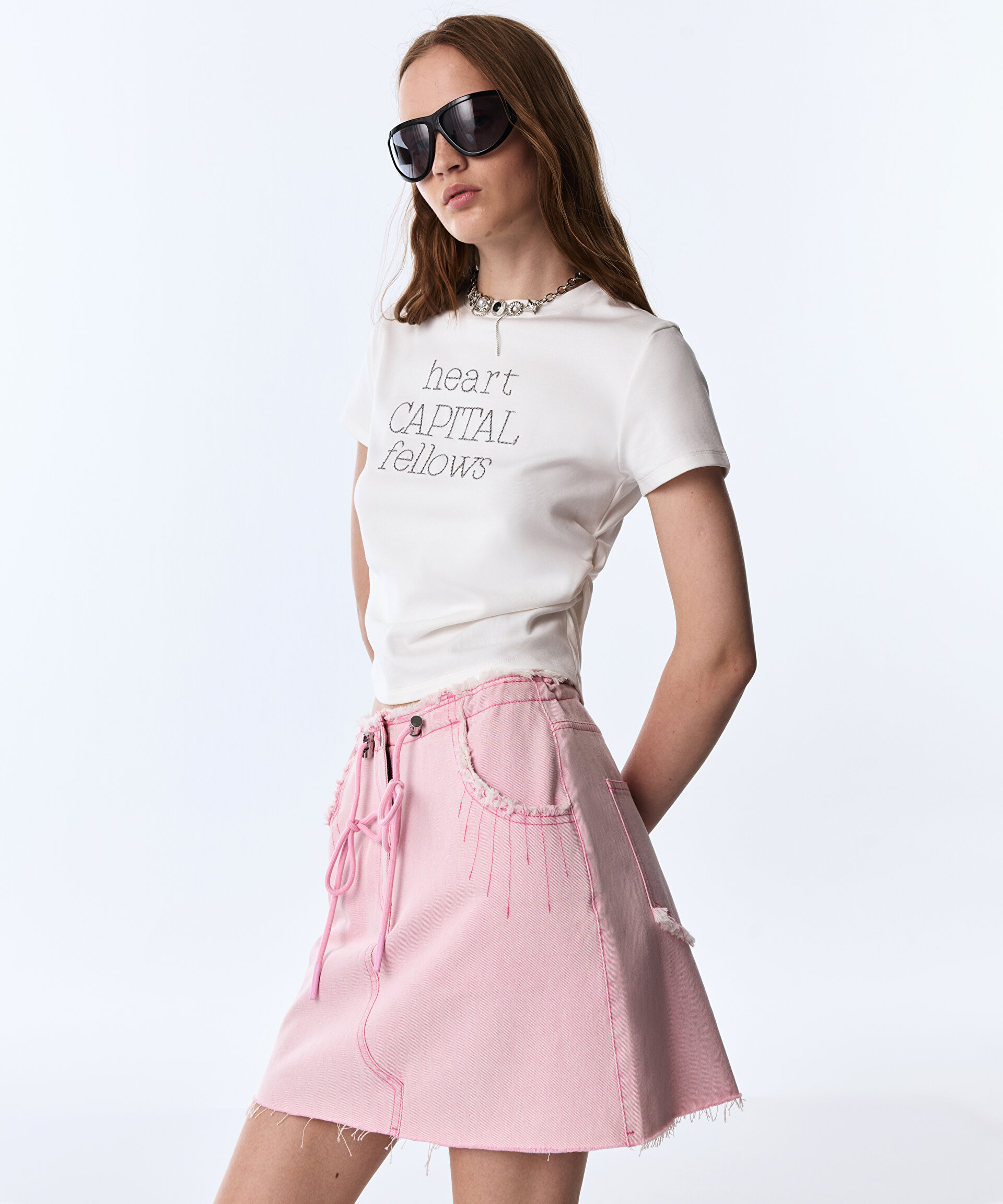 SLOGAN NAKIŞLI BÜZGÜLÜ TİŞÖRT