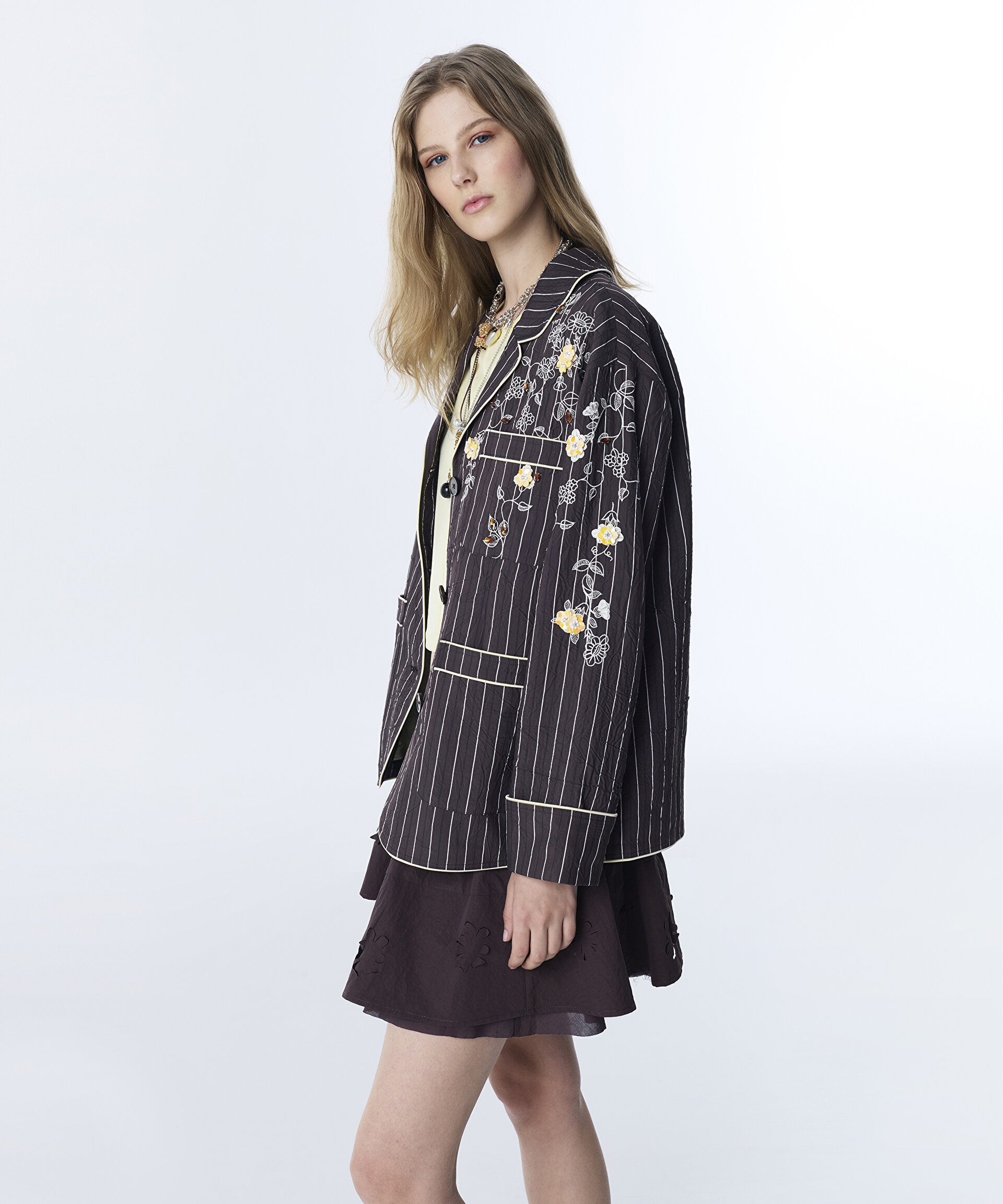ÇİZGİ DESEN NAKIŞLI BLAZER
