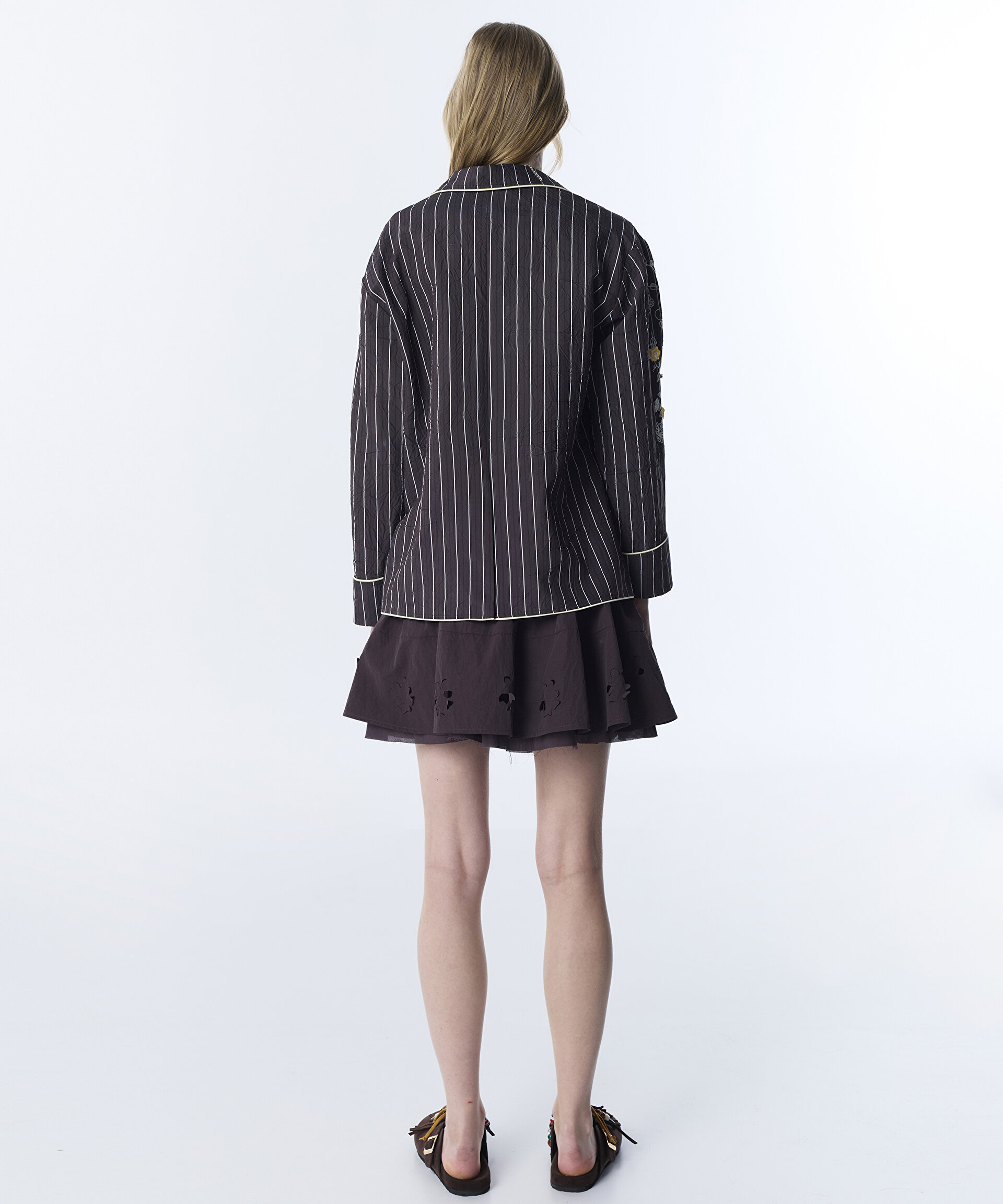 ÇİZGİ DESEN NAKIŞLI BLAZER