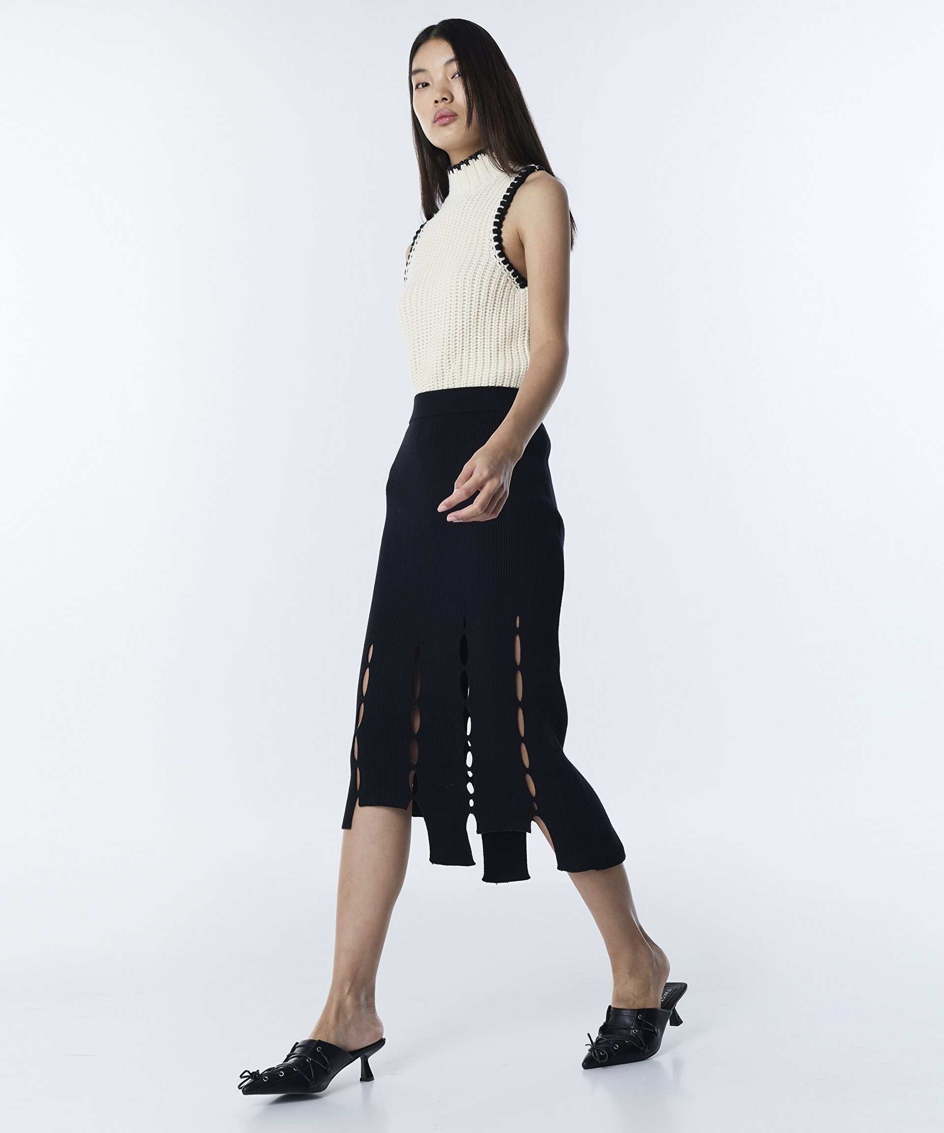 CUTOUT TRİKO ETEK