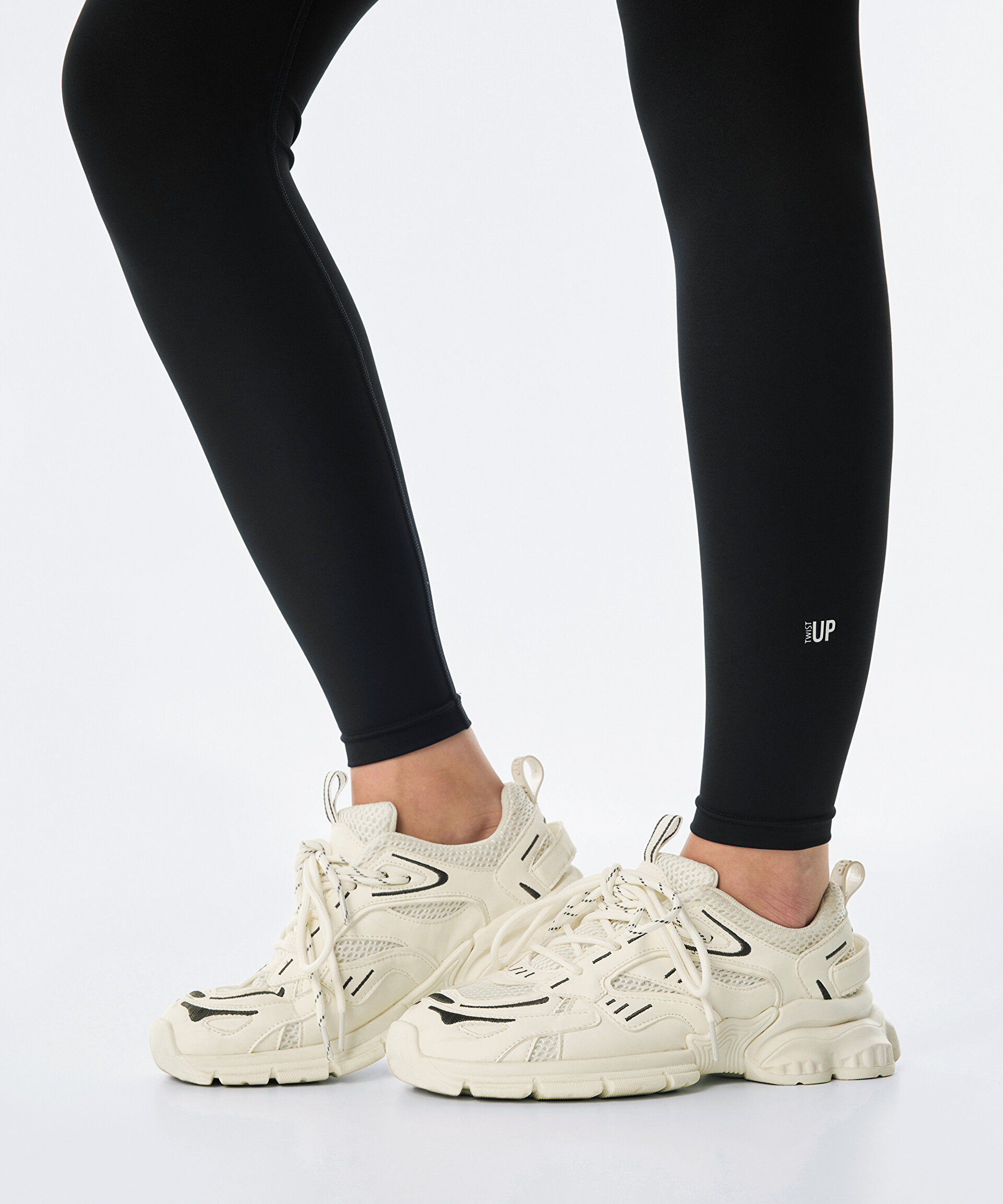 Beyaz KONTRAST DOKULU ÇİFT BAĞCIKLI SNEAKER TW6250062017002 | TWIST