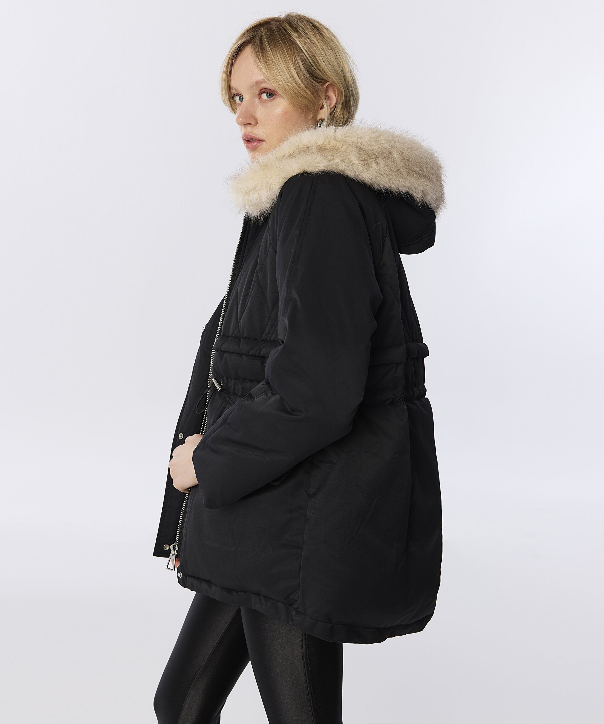 ÇIKARILABİLİR YAKALI PUFFER MONT