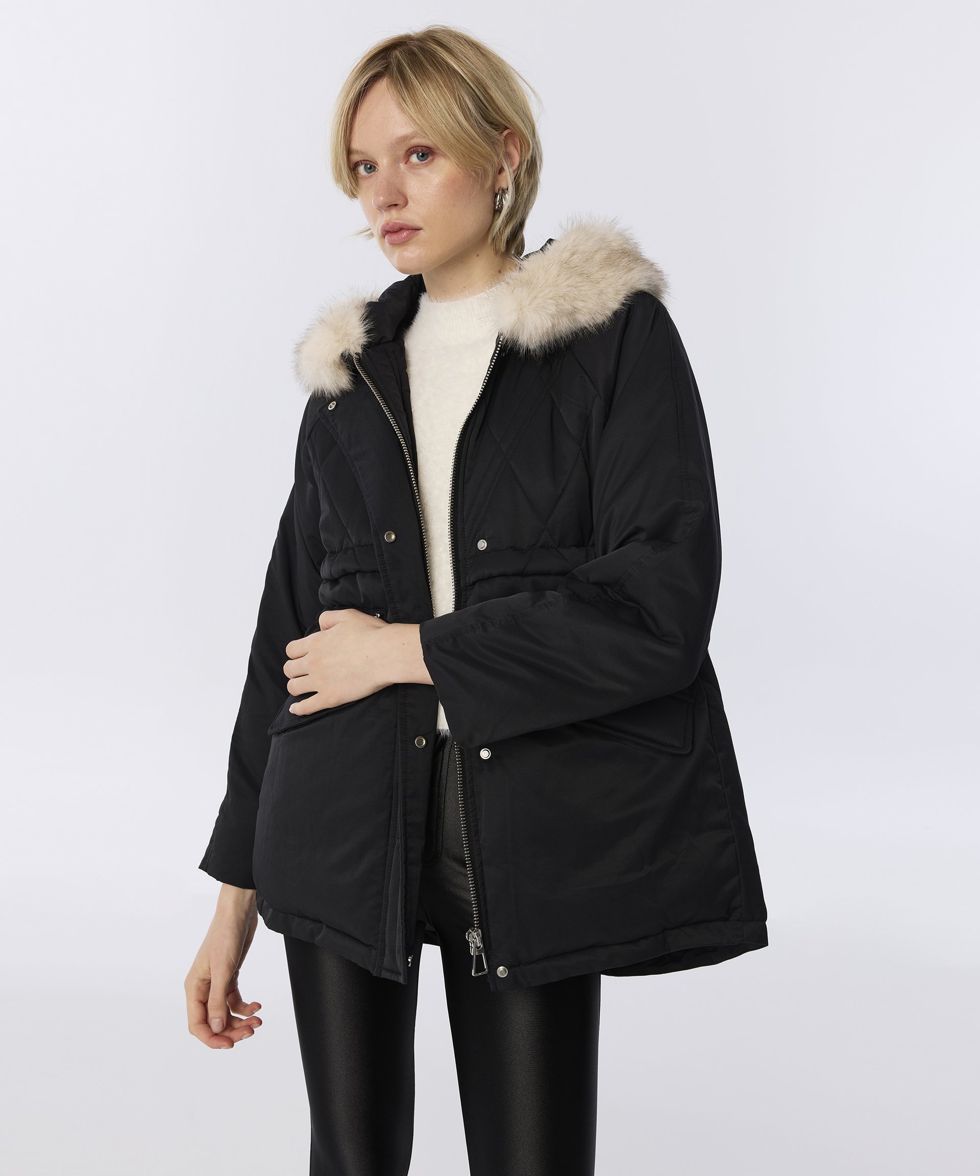 ÇIKARILABİLİR YAKALI PUFFER MONT