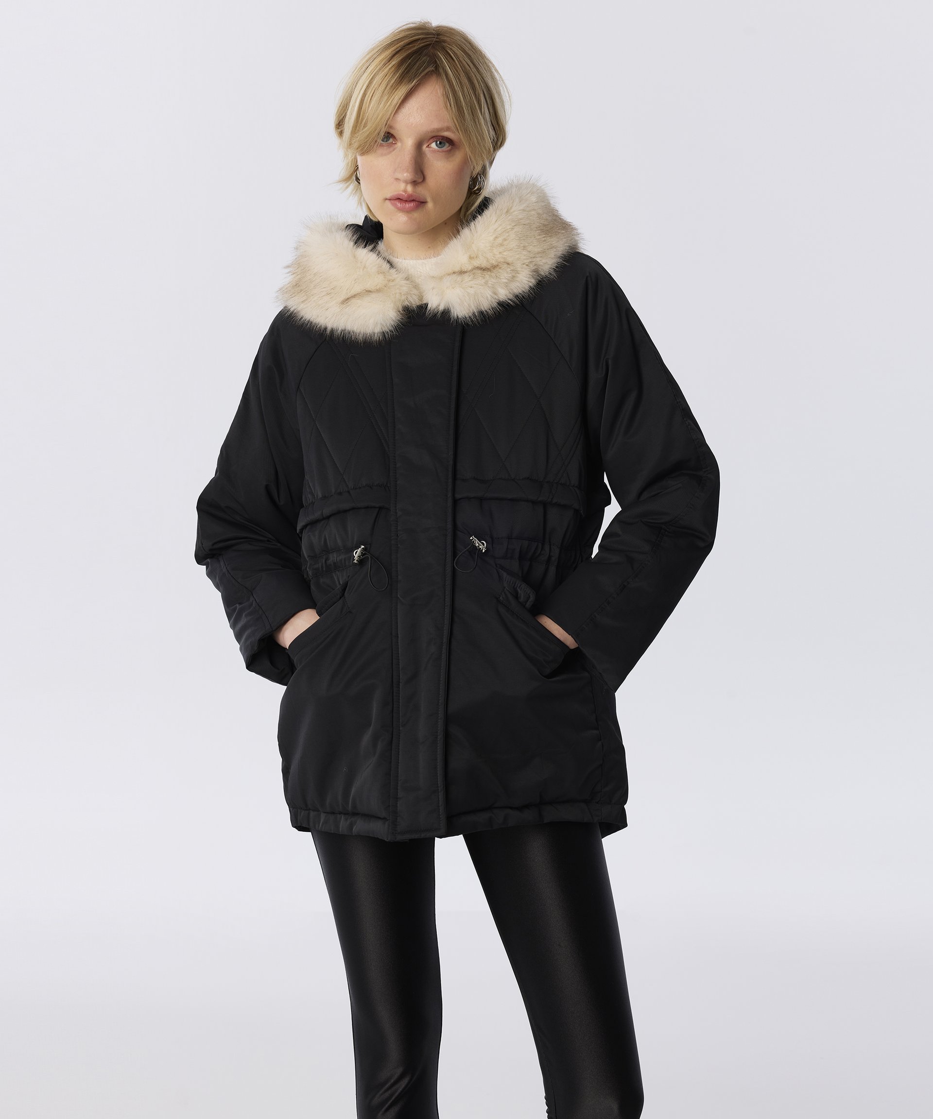 ÇIKARILABİLİR YAKALI PUFFER MONT