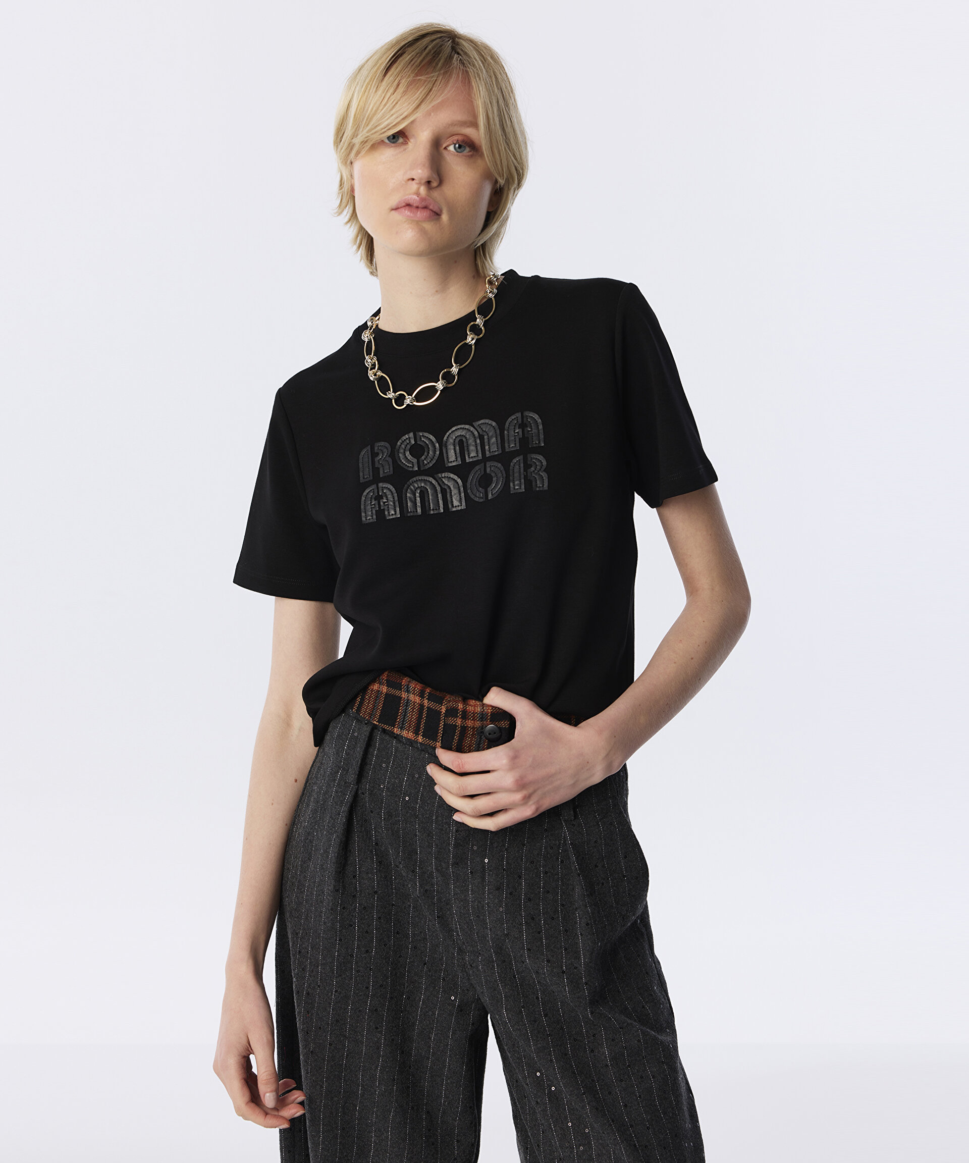 Twist Siyah PATCH Lİ TİŞÖRT
