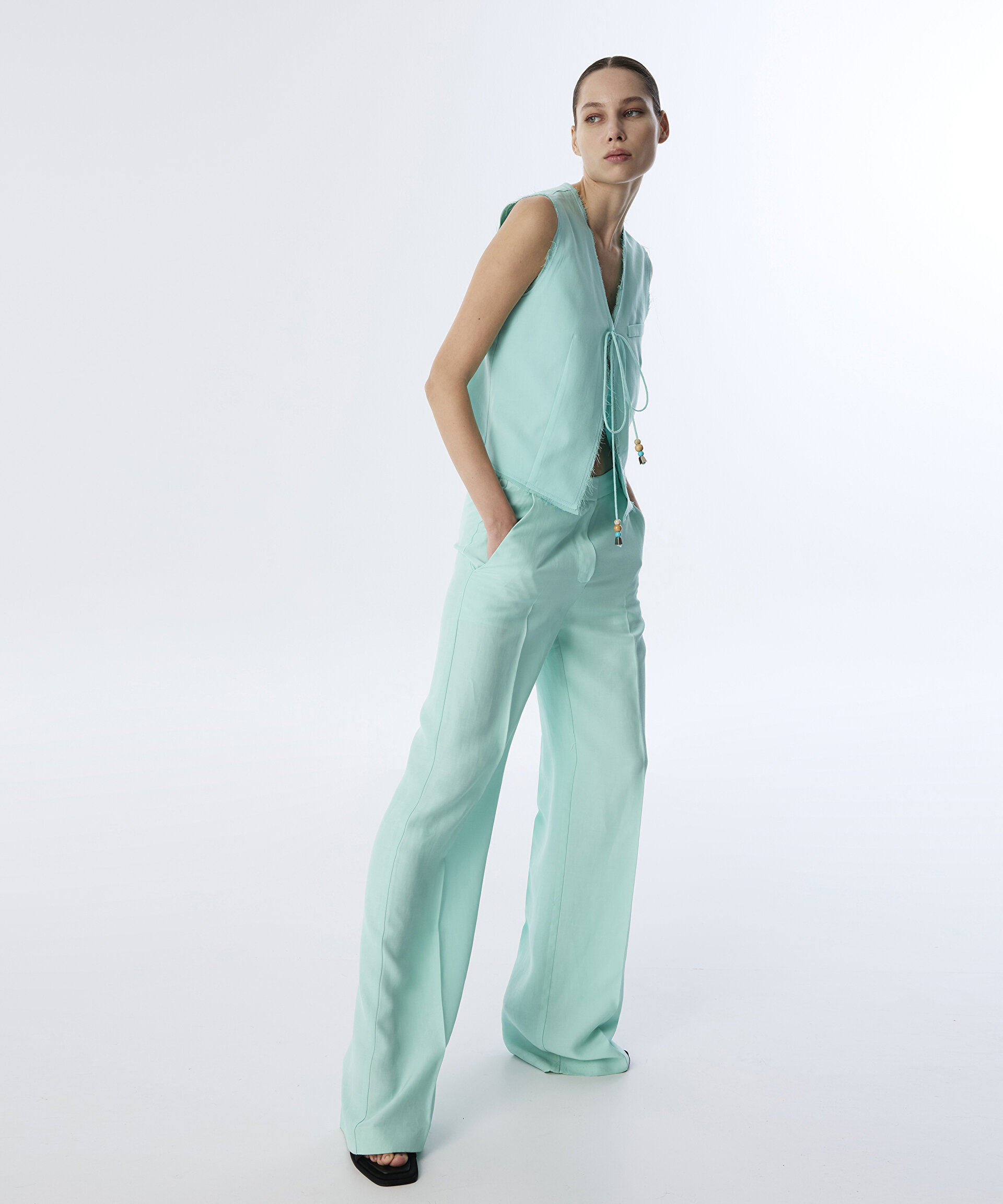 ELASTİK BEL STRAIGHT FİT PANTOLON