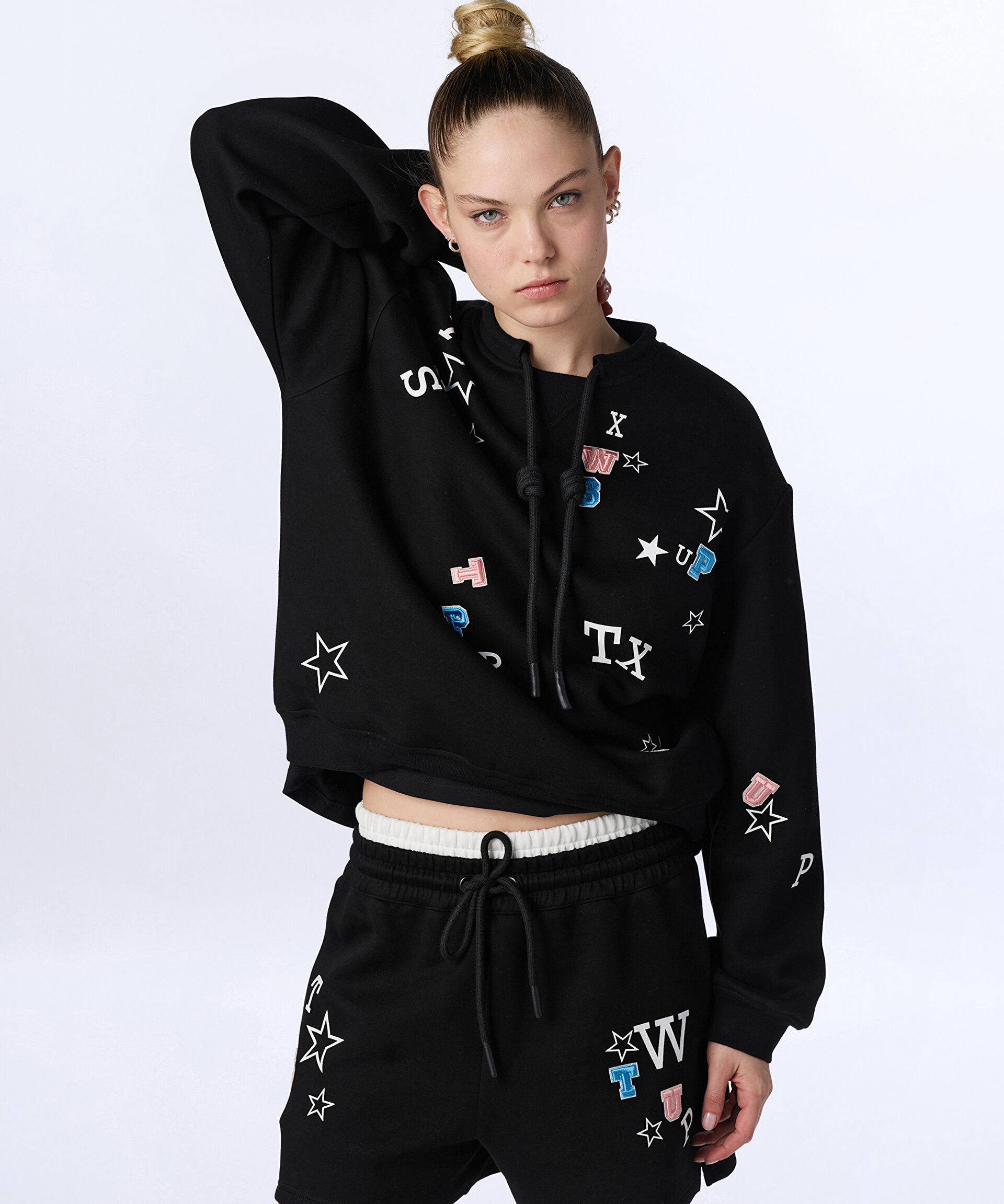 PATCH Lİ OVERSIZE SWEATSHIRT