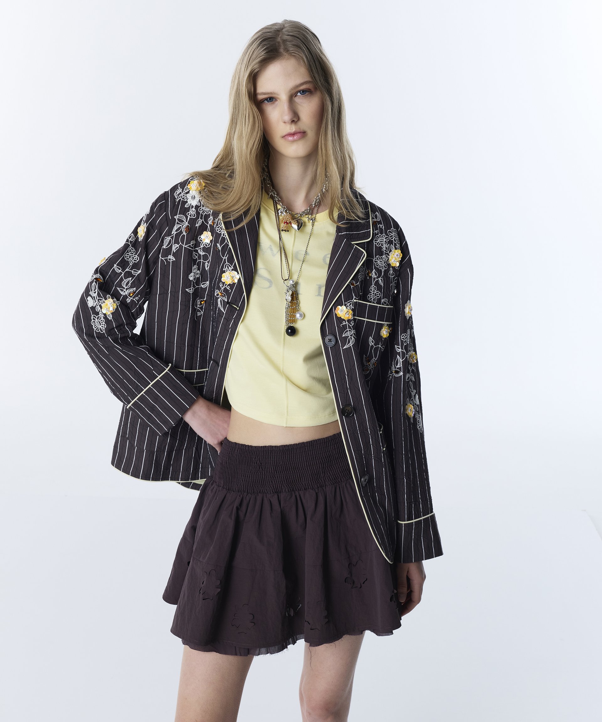 ÇİZGİ DESEN NAKIŞLI BLAZER