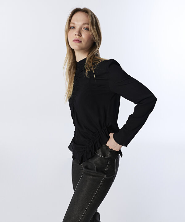 BÜZGÜLÜ VİSKOZ BLUZ-TW6250006084001-Siyah-Bluz