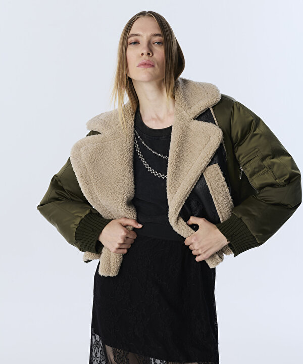 KUMAŞ MIX GENİŞ YAKA MONT-TW6250012034001-Siyah-Mont