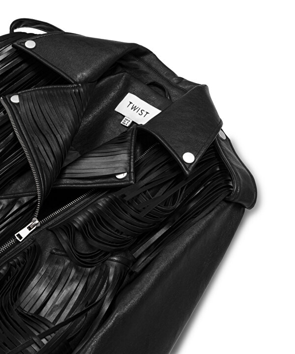 DERİ GÖRÜNÜMLÜ PÜSKÜLLÜ BIKER MONT-TW6250012258001-Siyah-Mont