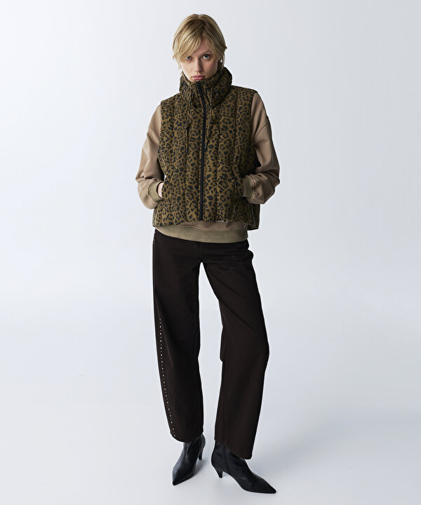 LEOPAR DESEN PUFFER YELEK-TW6260007109074-Kahverengi-Yelekk