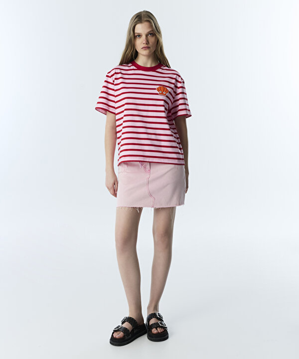 ÇİZGİ DESEN PATCH Lİ TİŞÖRT-TS1260070138033-Pembe-Tişört