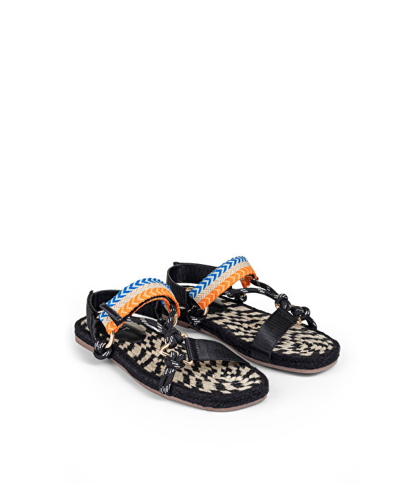 KONTRAST BANTLI METAL TOKALI SANDALET-TS1260033006001-Siyah-Sandalet