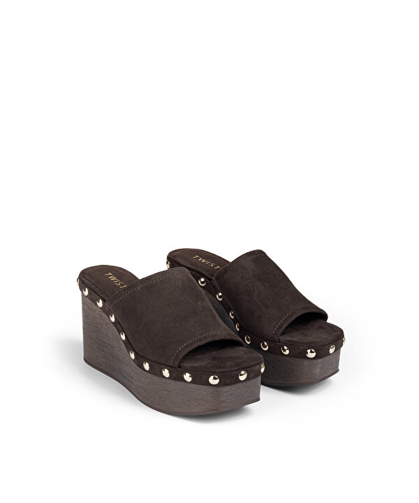 DOLGU TOPUKLU TROK BASKILI TERLİK-TS1260037030074-Kahverengi-Terlik