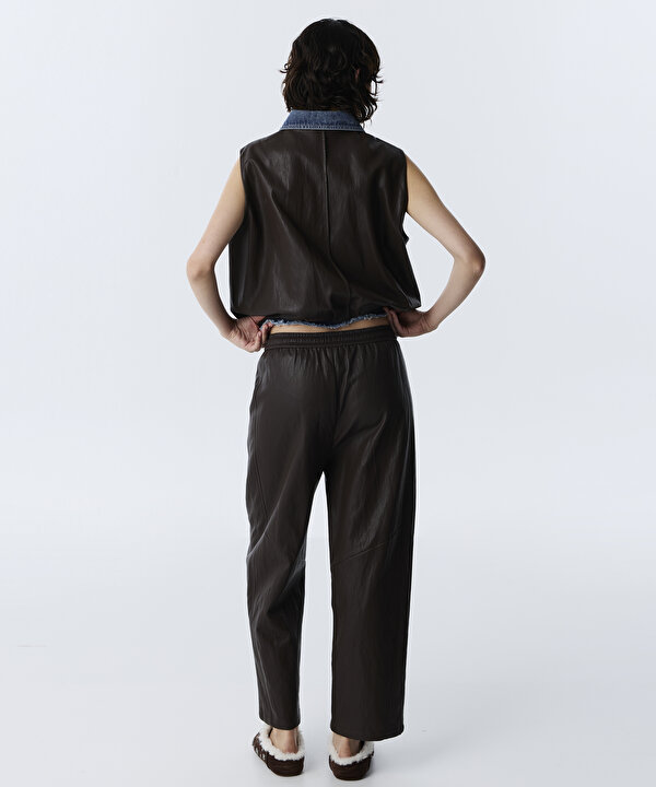 DERİ GÖRÜNÜMLÜ STRAIGHT PANTOLON-TW6260003181074-Kahverengi-Pantolon