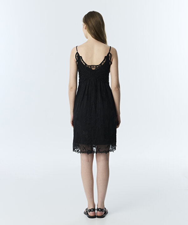 BRODELİ VE NAKIŞLI ELBİSE-TS1260002272001-Siyah-Elbise